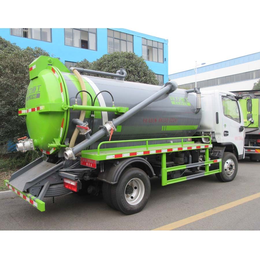 Dongfeng 5m3 vacuum suction truck