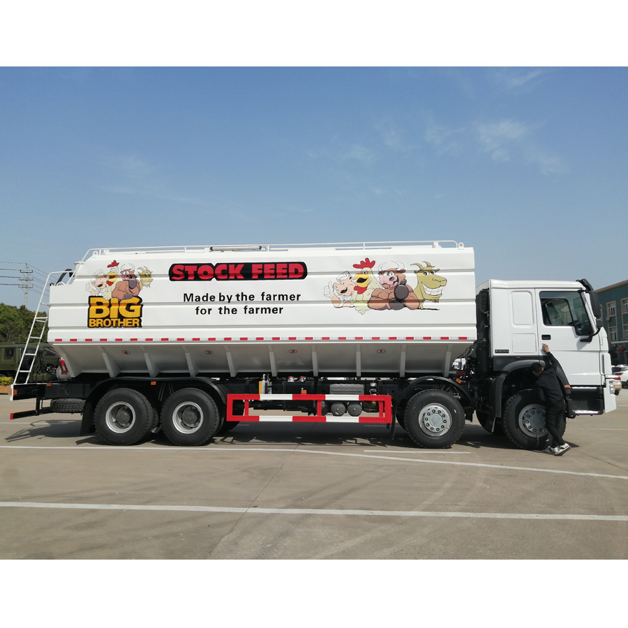 Sinotruk Howo 40m3 Bulk Feed Truck