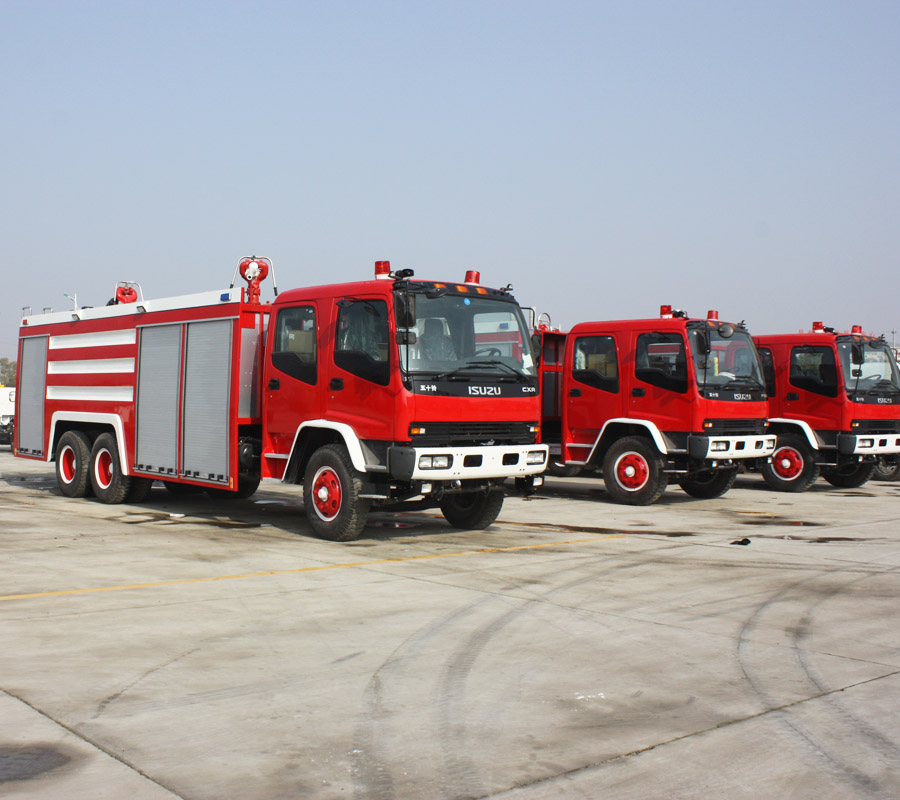 Isuzu Dry Powder And Foam Fire Truck