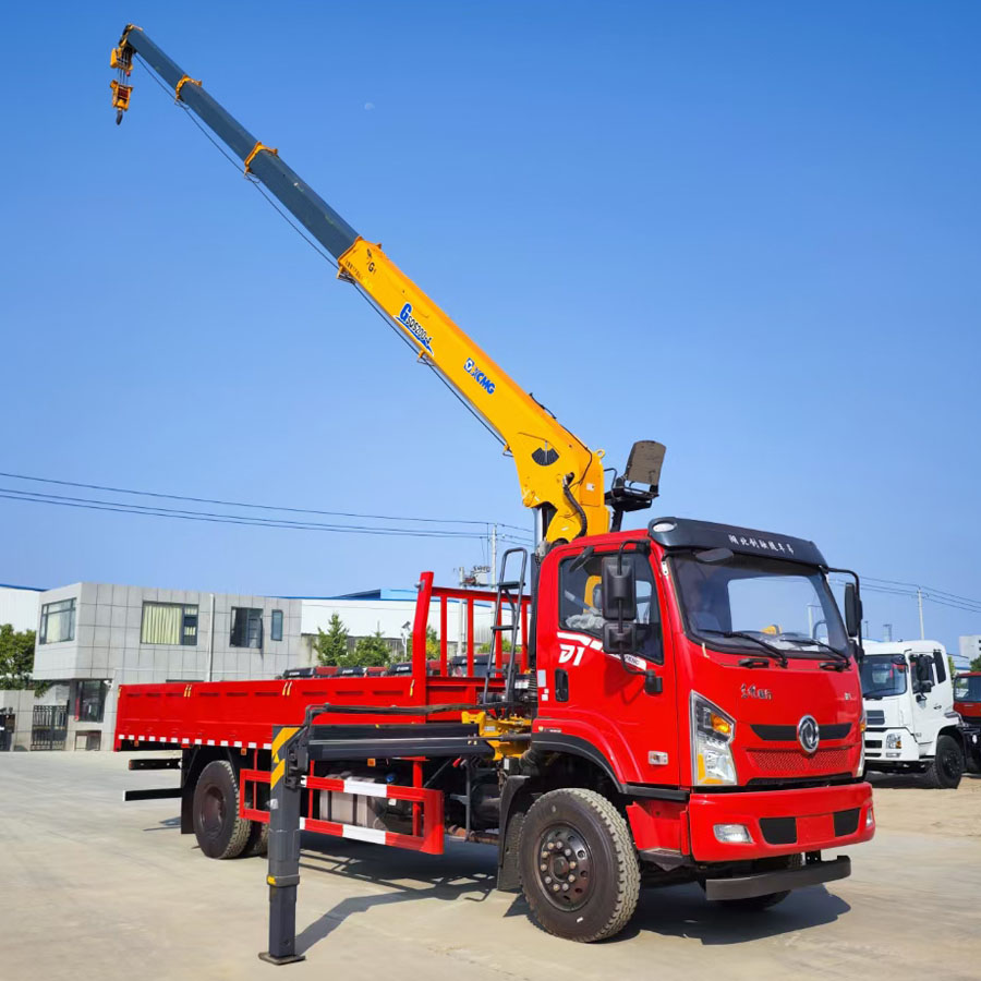 Truck Mounted 8Tons Crane