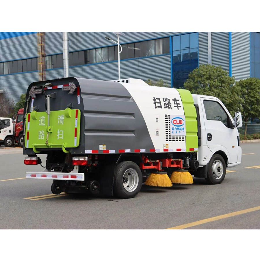 China small road sweeper truck