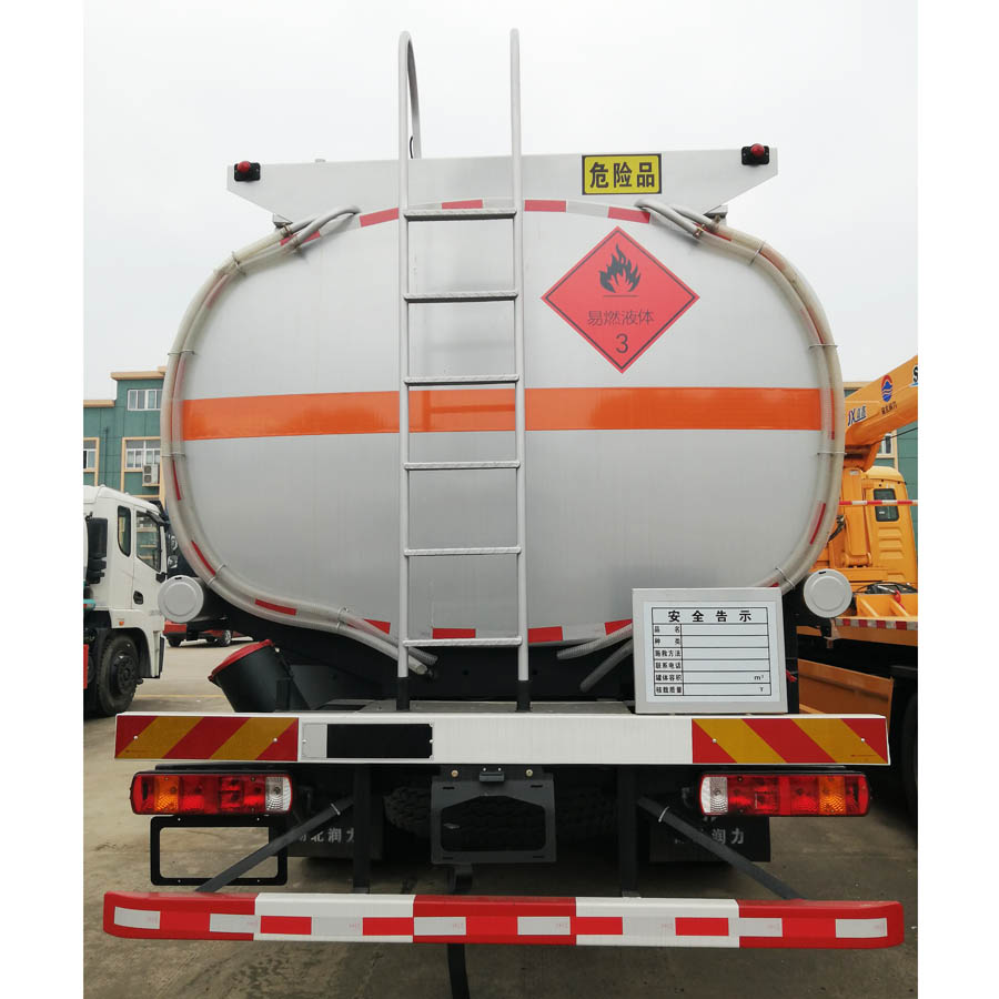 Howo 10 Wheels Fuel Tanker Truck