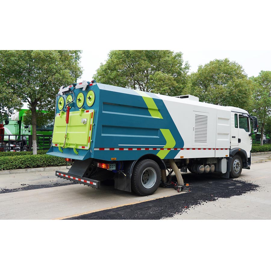 HOWO 10m3 road dust suction truck