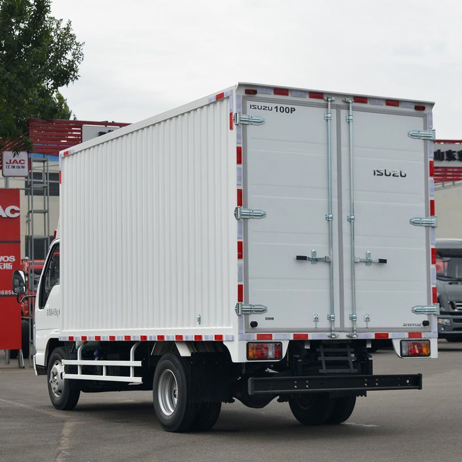 Isuzu 5Ton Cargo Van Truck