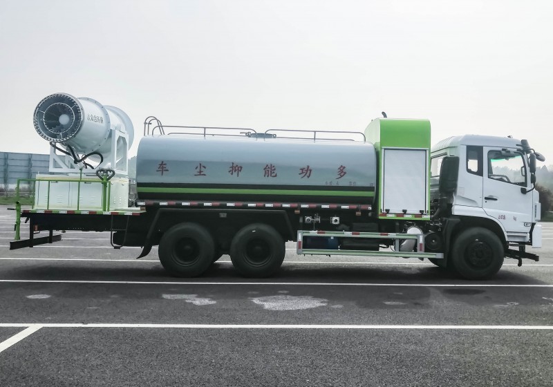 Dongfeng K6 Dust Suppression Truck-Rear Dual Axle-60 meters