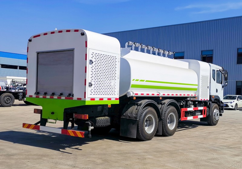 Dongfeng T5 Dust Blasting Truck-Rear Double Axle