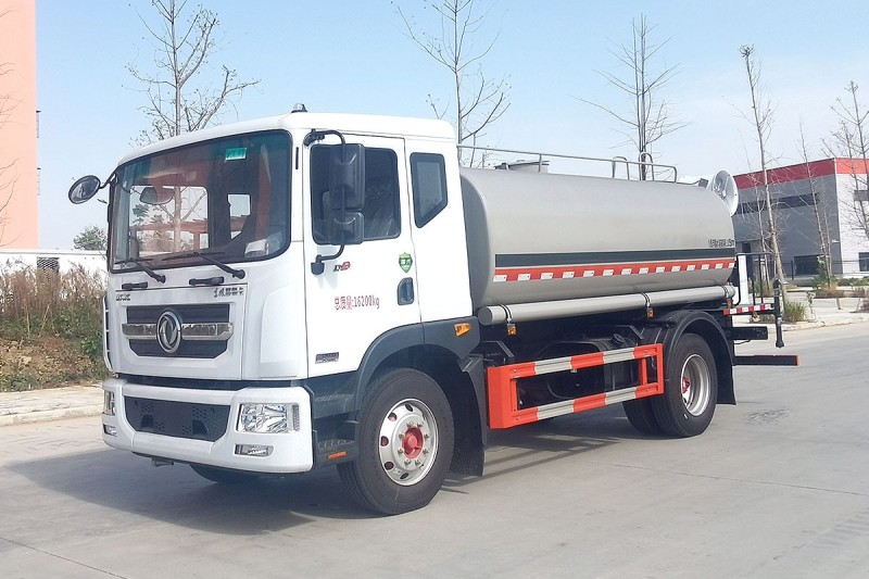 Dongfeng D9 sprinkler truck-wheelbase 3950-12 square mist gun 30 meters