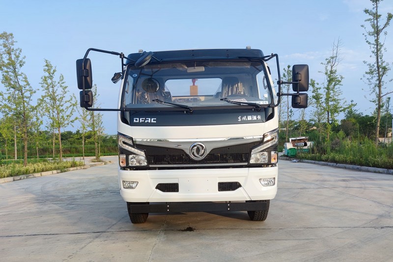 Dongfeng D7 Hook Arm Garbage Truck-Telescopic Arm