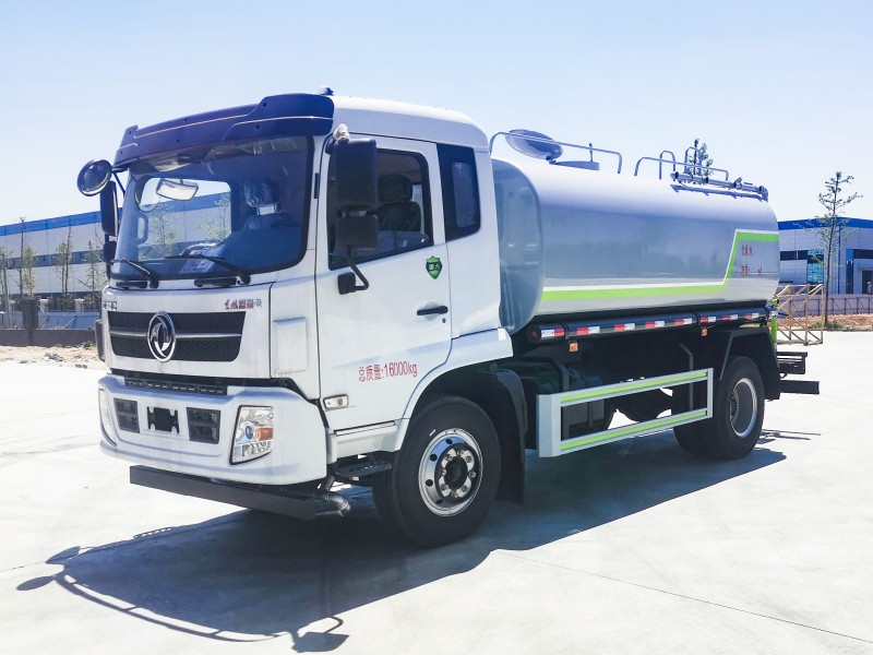 Dongfeng F9 sprinkler truck-Wheelbase 3950-Volume 13 square meters