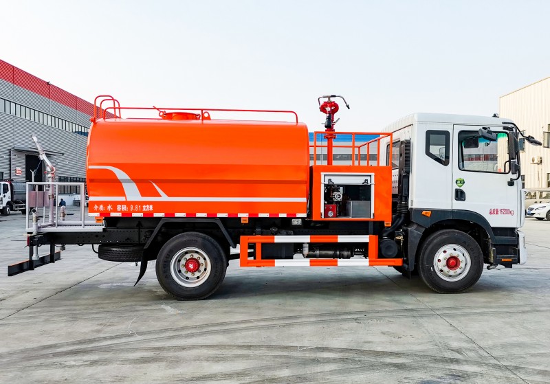 Dongfeng D9 Firefighting Sprinkler-Wheelbase 3950-Volume 10 square meters