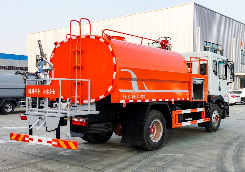 Dongfeng D9 Firefighting Sprinkler-Wheelbase 3950-Volume 10 square meters