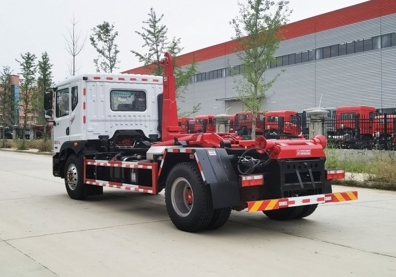 Dongfeng D9 Compartment Dumpable Garbage Truck