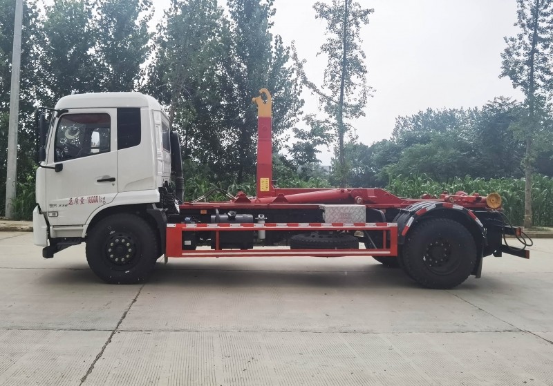 Dongfeng Tianjin Compartment Dischargeable Garbage Trucks