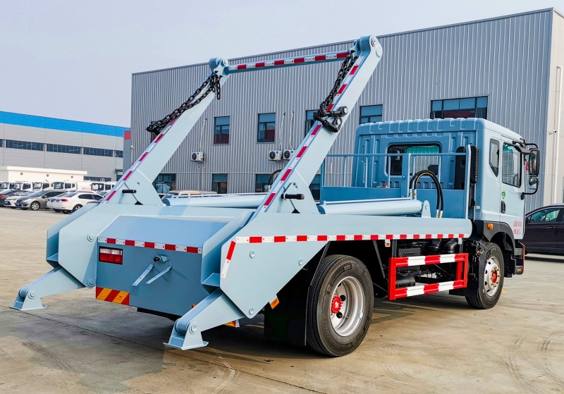 Dongfeng D9 Swing Arm Garbage Truck