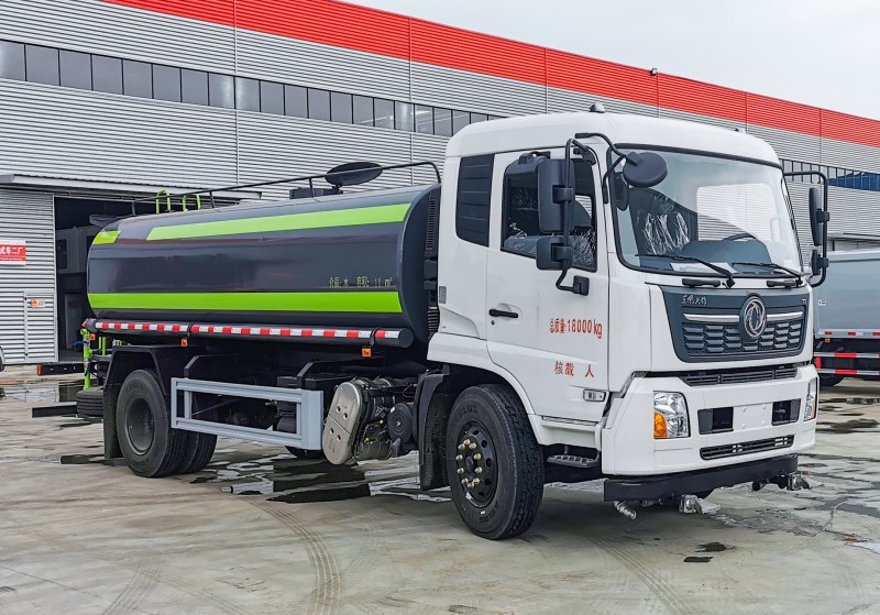 Dongfeng Tianjin sprinkler truck-wheelbase 4700-volume 14 square meters