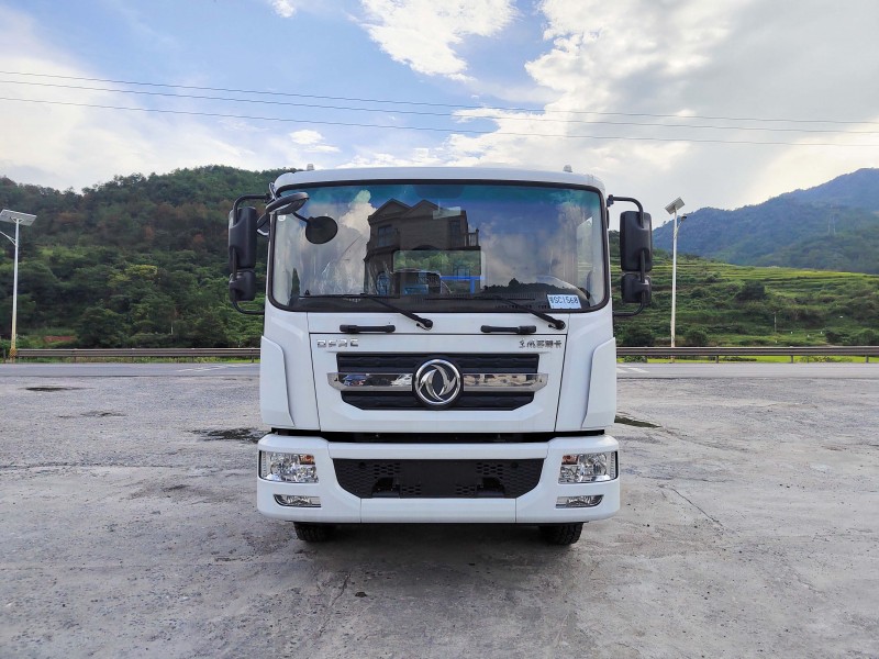 Dongfeng D9 Swing Arm Refuse Collection Vehicle - Wheelbase 4500