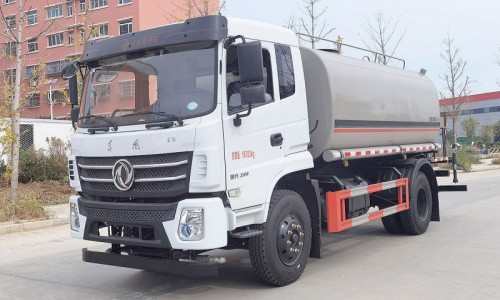 Dongfeng k6 sprinkler truck-wheelbase 4500-14.5 square mist gun 30 meters