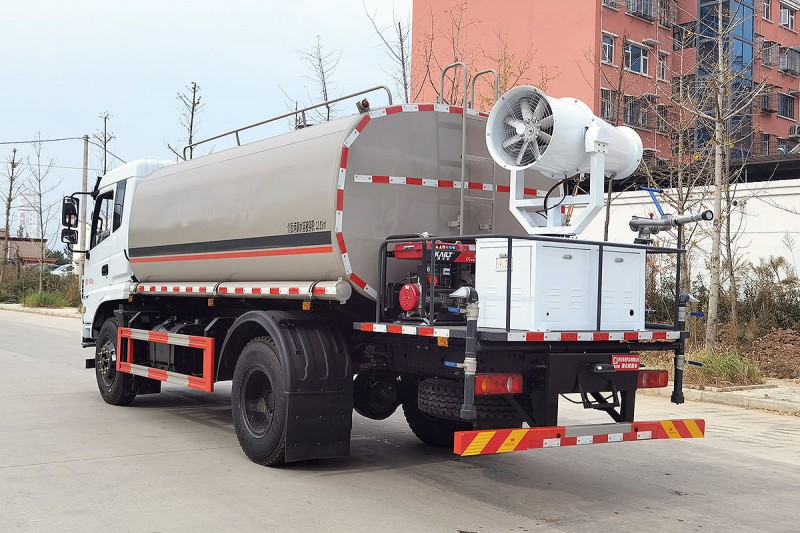 Dongfeng k6 sprinkler truck-wheelbase 4500-14.5 square mist gun 30 meters