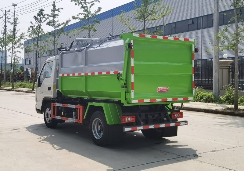 Foton Small Truck 3 Dead Pig Carrier - Self Loading Dump Truck