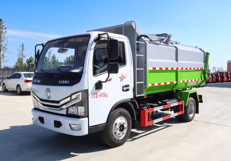 Dongfeng D6 Dead Pig Refuse Truck