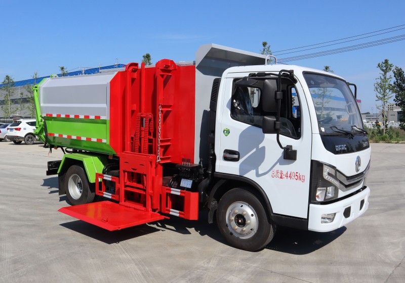 Dongfeng D6 Dead Pig Refuse Truck