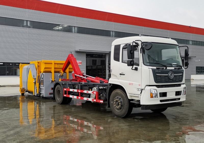 Dongfeng Tianjin Hook Arm Truck-Wheelbase 4700-Telescopic Arm