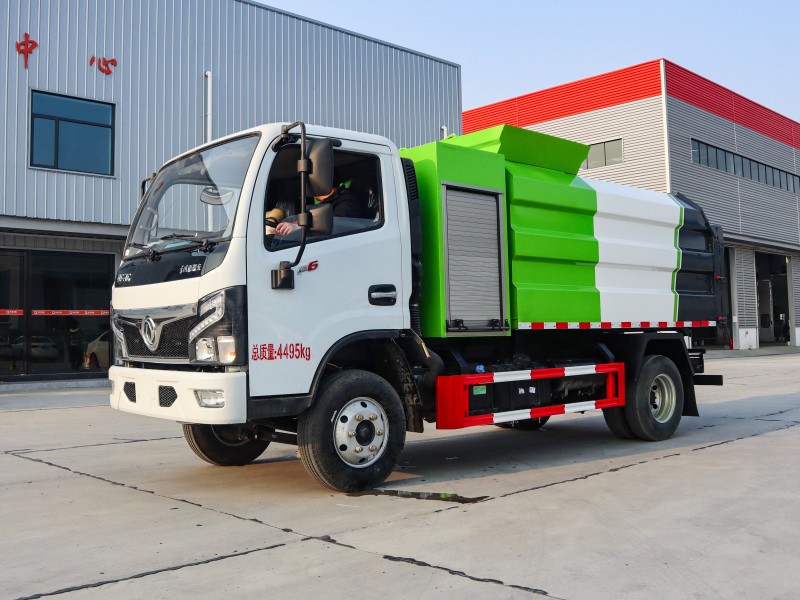 Dongfeng D6 Bucket Trash Truck - with compartment tool box