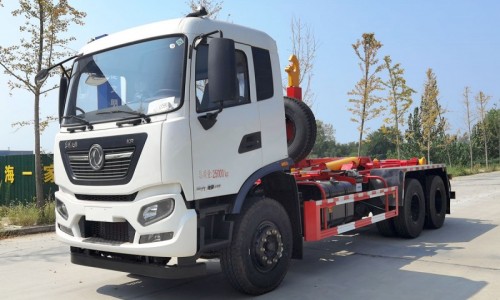 Dongfeng Tianjin Hooked Truck - Rear Double Axle