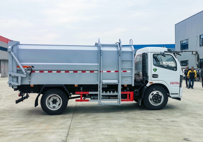 Dongfeng D7 Bin Truck