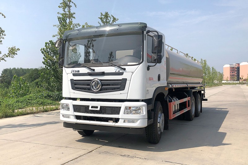 Dongfeng Huashen T5 sprinkler truck - rear double axle - 20 square fog cannon 30 meters