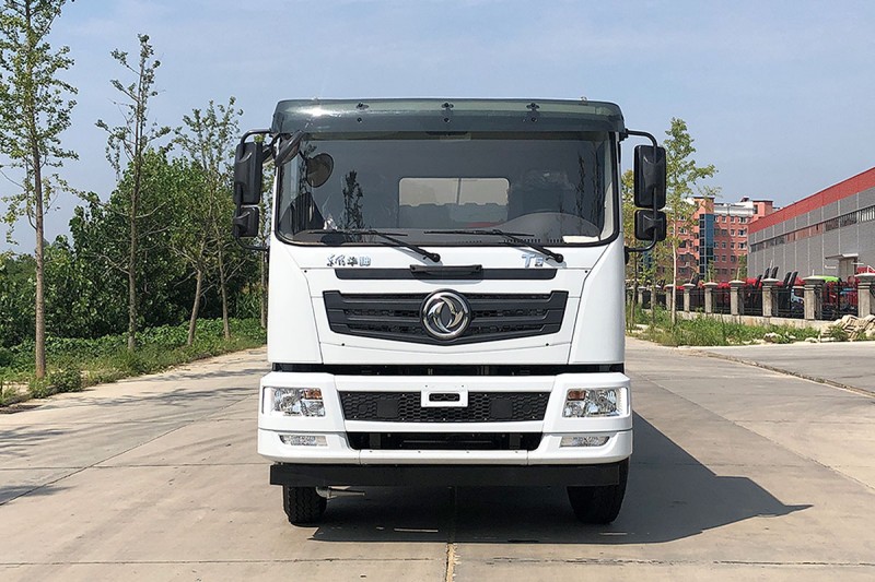 Dongfeng Huashen T5 sprinkler truck - rear double axle - 20 square fog cannon 30 meters