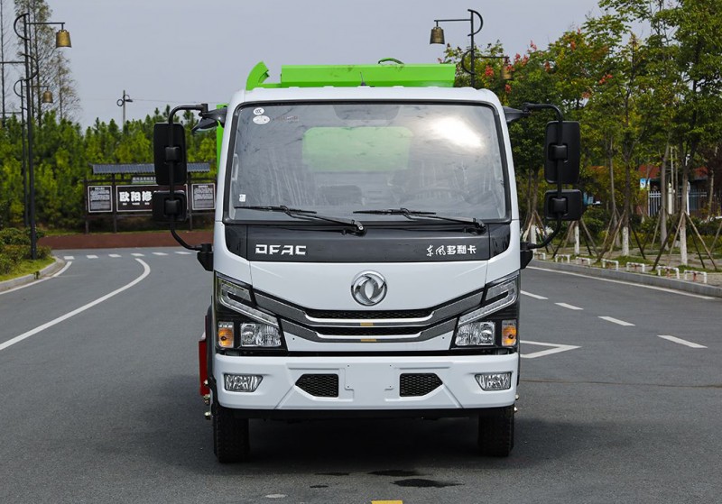 Dongfeng D7 Sludge Bucket Tipper