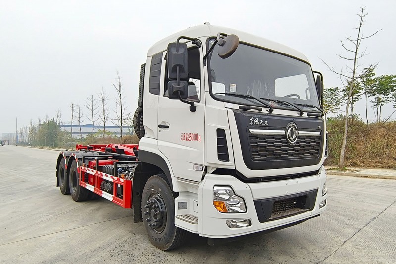 Dongfeng Tianlong Hooked Garbage Truck-Rear Double Axle