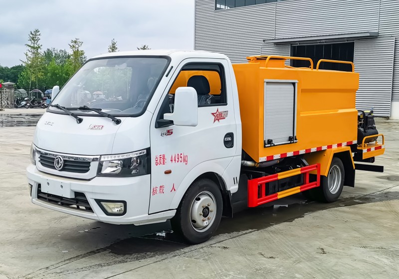 Dongfeng Touyi Wash Truck - Wheelbase 2800 - Volume 3 square meters