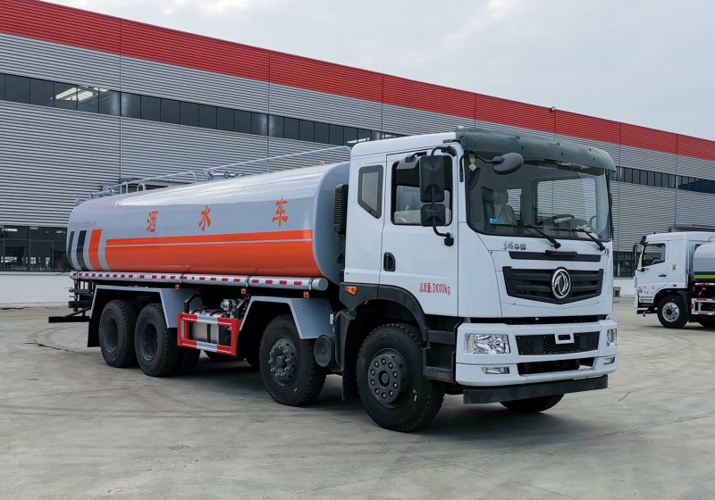 Dongfeng T5 sprinkler truck - front four rear eight - volume 25 square meters