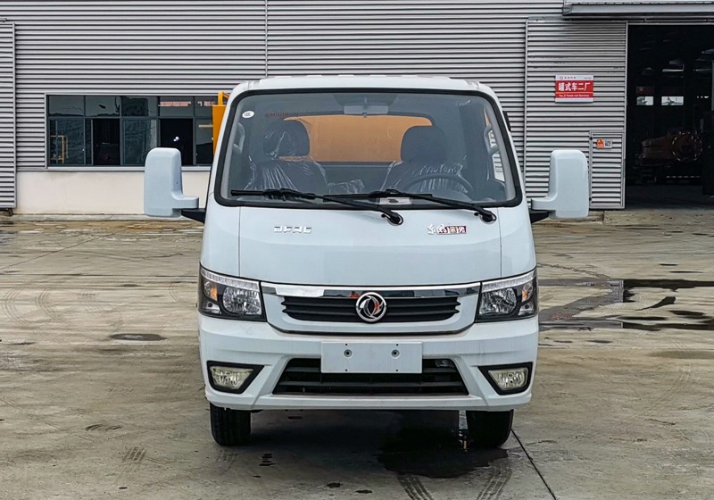 Dongfeng Touyi Wash Truck - Wheelbase 2800 - Volume 3 square meters