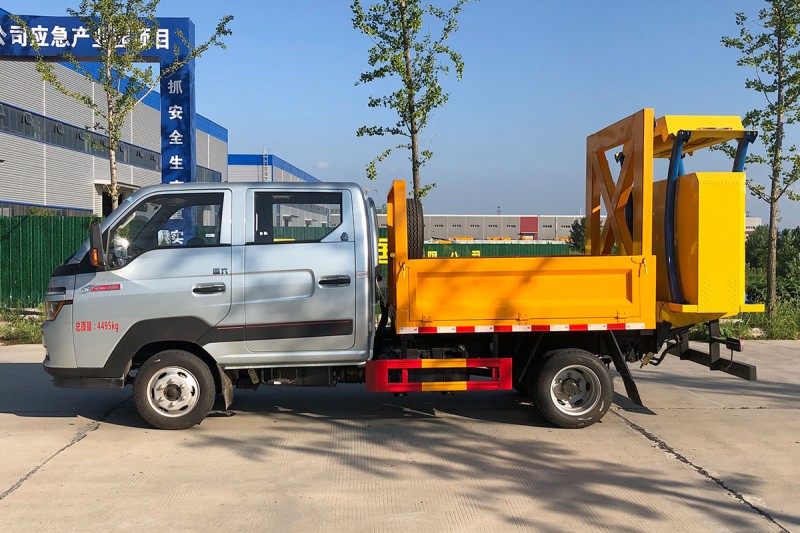 Heavy Duty Pickup Truck Collision Avoidance Buffer