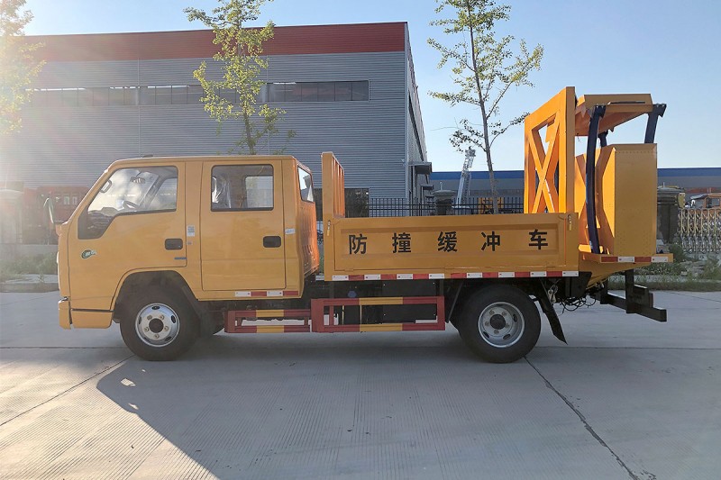 JIANGLING SHUNDA double-row collision avoidance buffer truck-Wheelbase 3360-70K