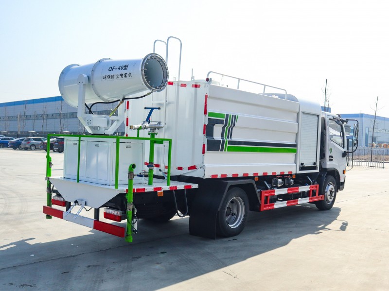 Dongfeng D7 Dust Suppression Vehicle-Square Tank-8 square meters-30 meters