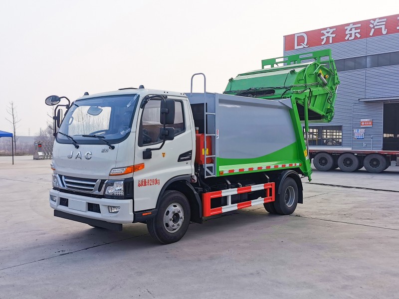 JAC Junling V3 Compressed Trash Truck-7Pcs