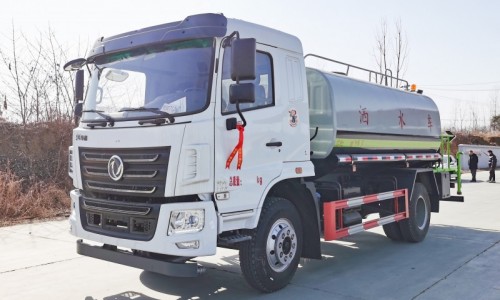 Dongfeng F5 Dust Suppression Vehicle-Wheelbase 3950-Round tank 12 square-30 meters