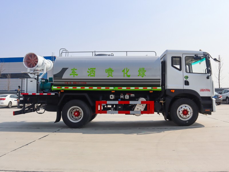 Dongfeng D9 Dust Suppression Vehicle-Wheelbase 3950-Round Tank 12 Square-30 meters