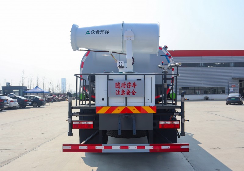 Dongfeng D9 Dust Suppression Vehicle-Wheelbase 3950-Round Tank 12 Square-30 meters