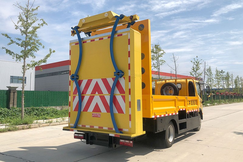 Jiefang Hu V100K Collision Avoidance Buffer Truck-Wheelbase 4200