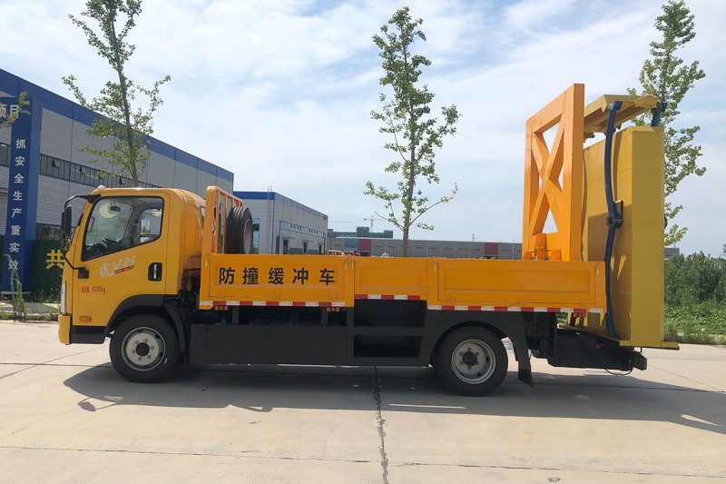 Jiefang Hu V100K Collision Avoidance Buffer Truck-Wheelbase 4200