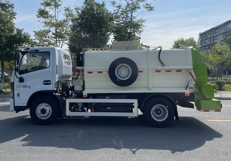 Dongfeng D6 Pure Electric Kitchen Waste Vehicle