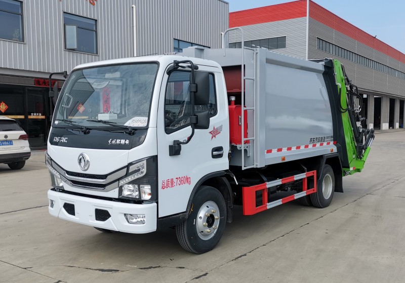 Dongfeng D6 Compressed Garbage Truck-7Pcs