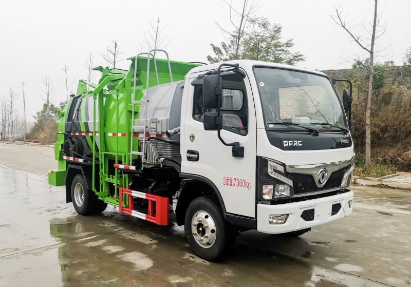 Dongfeng D6 Kitchen Waste Truck - New Square Tank - Volume 5 square metres