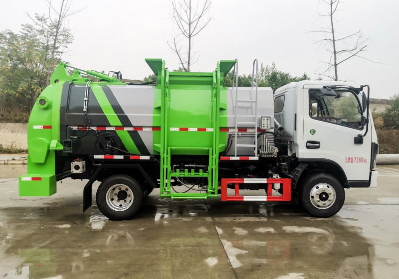 Dongfeng D6 Kitchen Waste Truck - New Square Tank - Volume 5 square metres