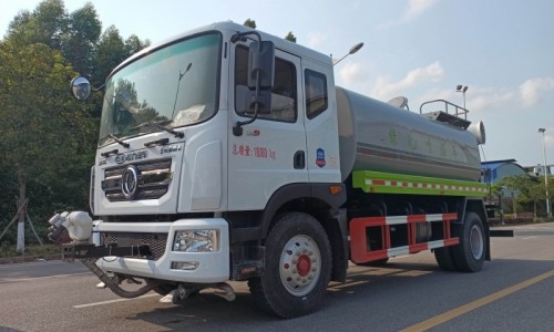 Dongfeng D9 Dust Suppression Vehicle-Wheelbase 4500-Round Tank 13 Square-30 meters